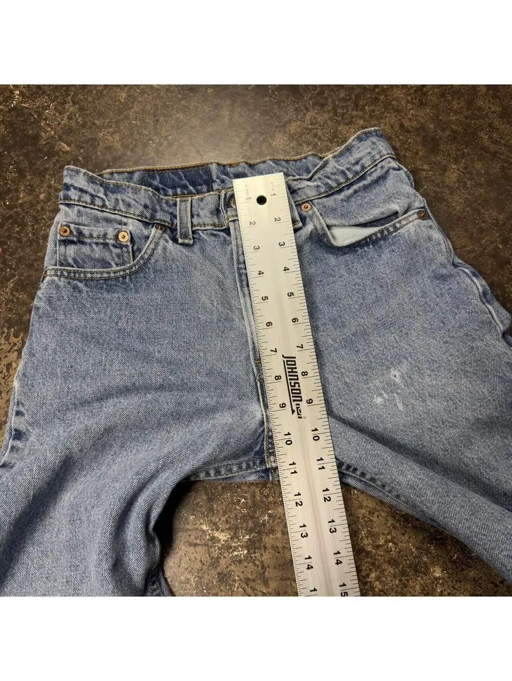 Vintage Levis 550 Relaxed Fit Tapered Jeans 29x30 Made in USA Distressed